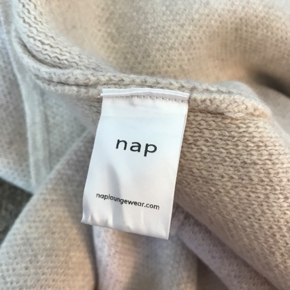 Nap yak wool cardigan medium vguc - Picture 4 of 5